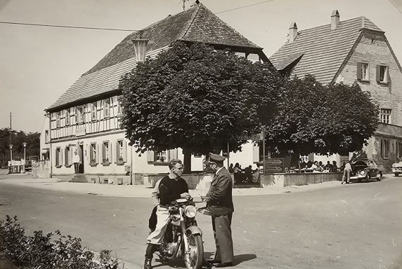 Bayrischer Hof etwa 1960.