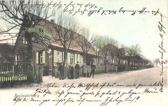 Die alte Buchstraße mit dem damaligen Gasthaus 
"Zum Anker" (heute Hagenbacher Straße).
Postkarte von 1903