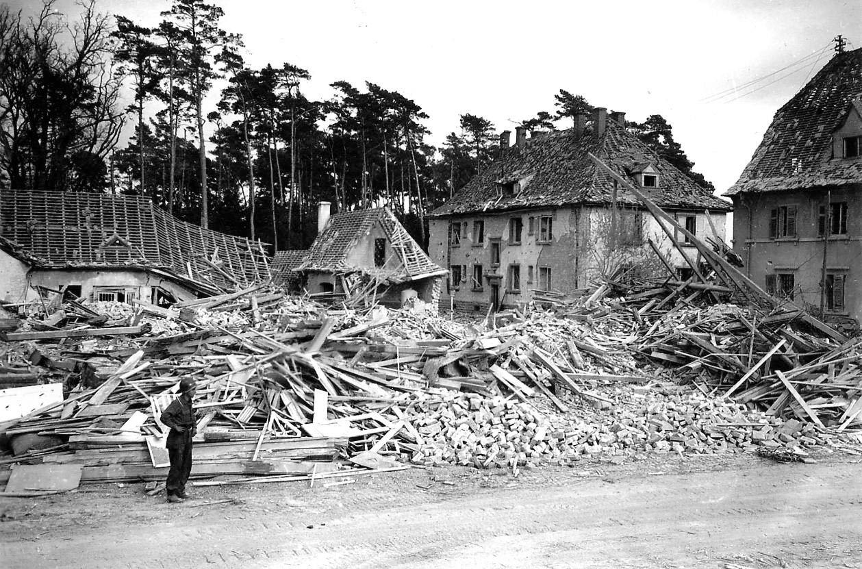Die Zollgebäude wurden im 2. Weltkrieg komplett zerstört