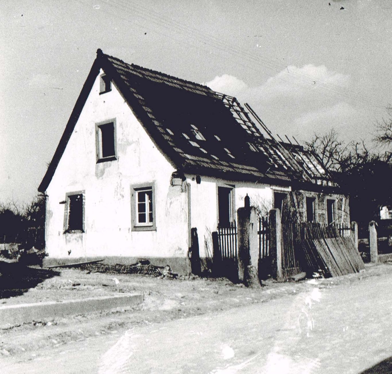 Auch dieses 1919 erbaute Wohnhaus in der Hagenbacher Straße existiert nicht mehr. Heute befindet sich dort eine Freifläche
 