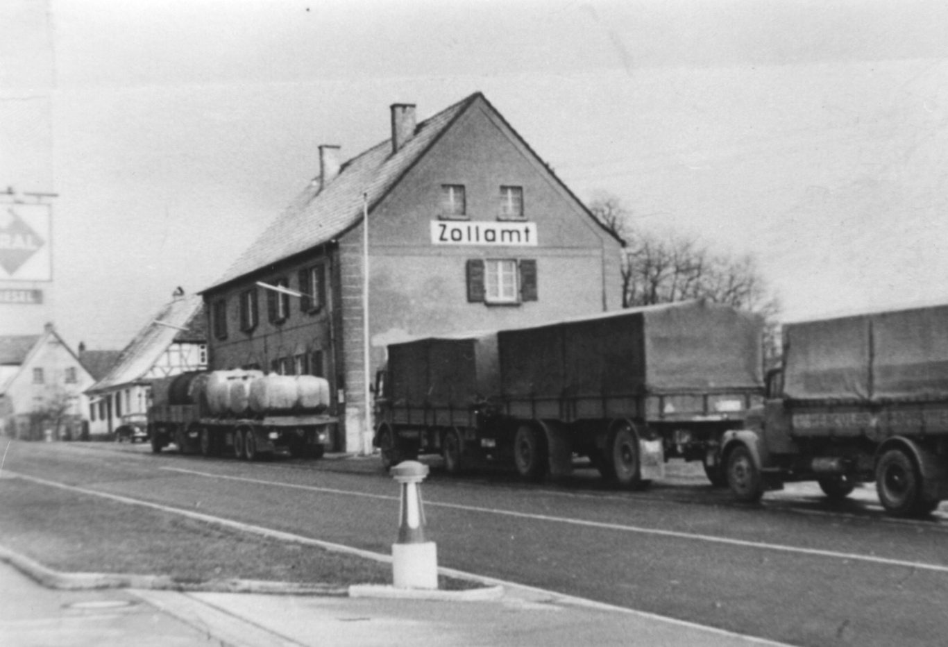 Zollamt in der Kandeler Straße nach dem Umbau
