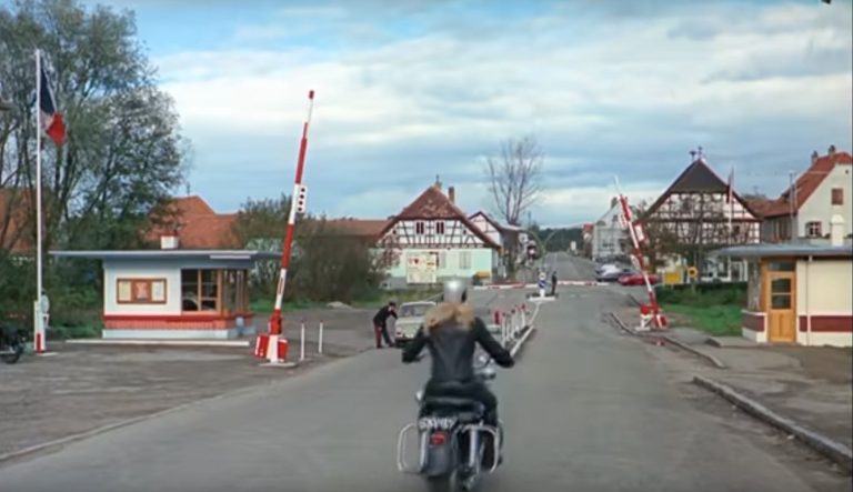 Auf dem Weg zur deutschen Grenze.